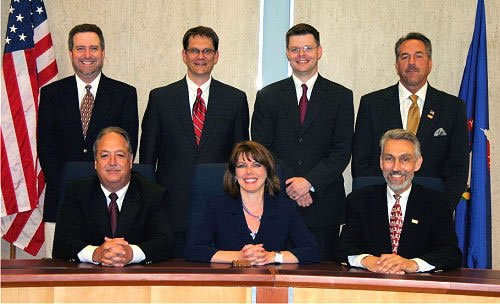 Pictured: Robin Eschliman at front row center with members of the Lincoln City Council in 2009.